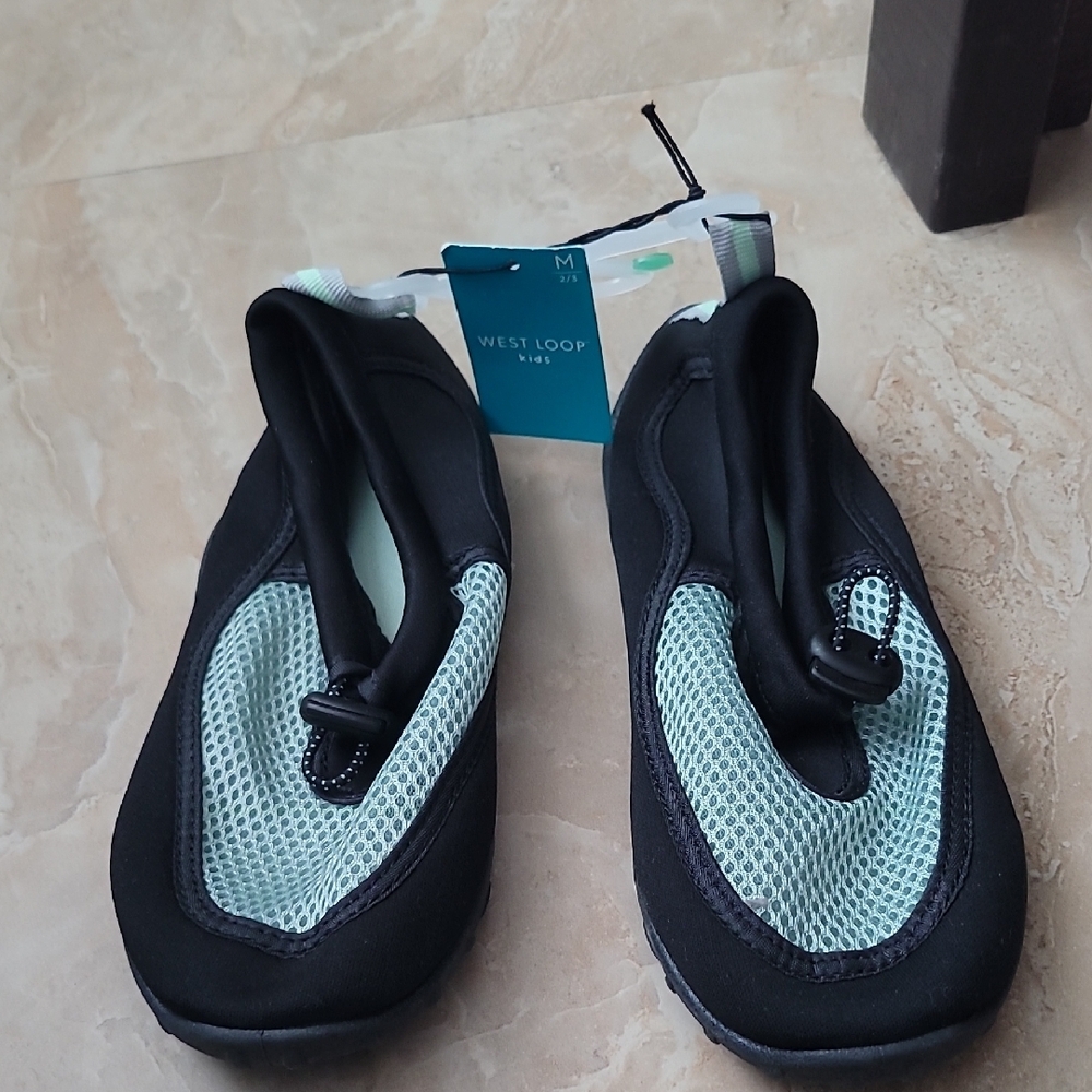 West Loop Women's Aqua Shoes - Black and Mint